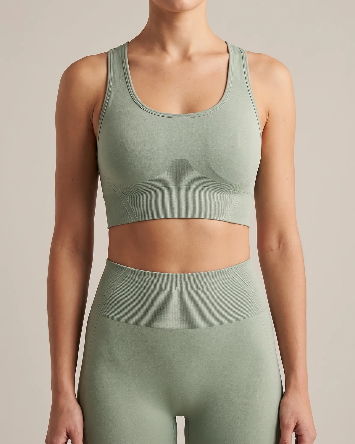 Contour Seamless Sports Bra in Sage